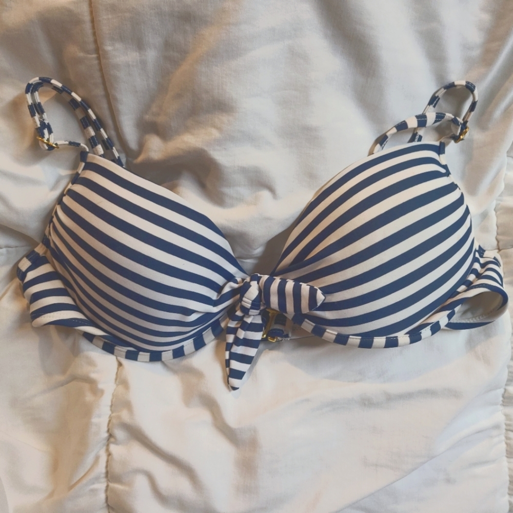 Bikini top